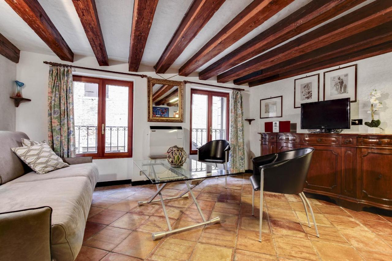Canal View Suite In Rialto By Wonderful Italy Veneţia Exterior foto