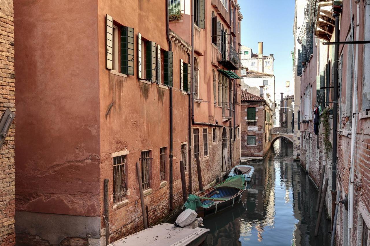 Canal View Suite In Rialto By Wonderful Italy Veneţia Exterior foto