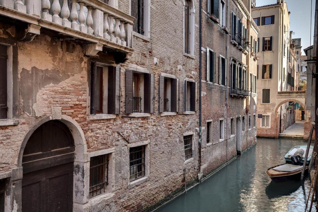 Canal View Suite In Rialto By Wonderful Italy Veneţia Exterior foto