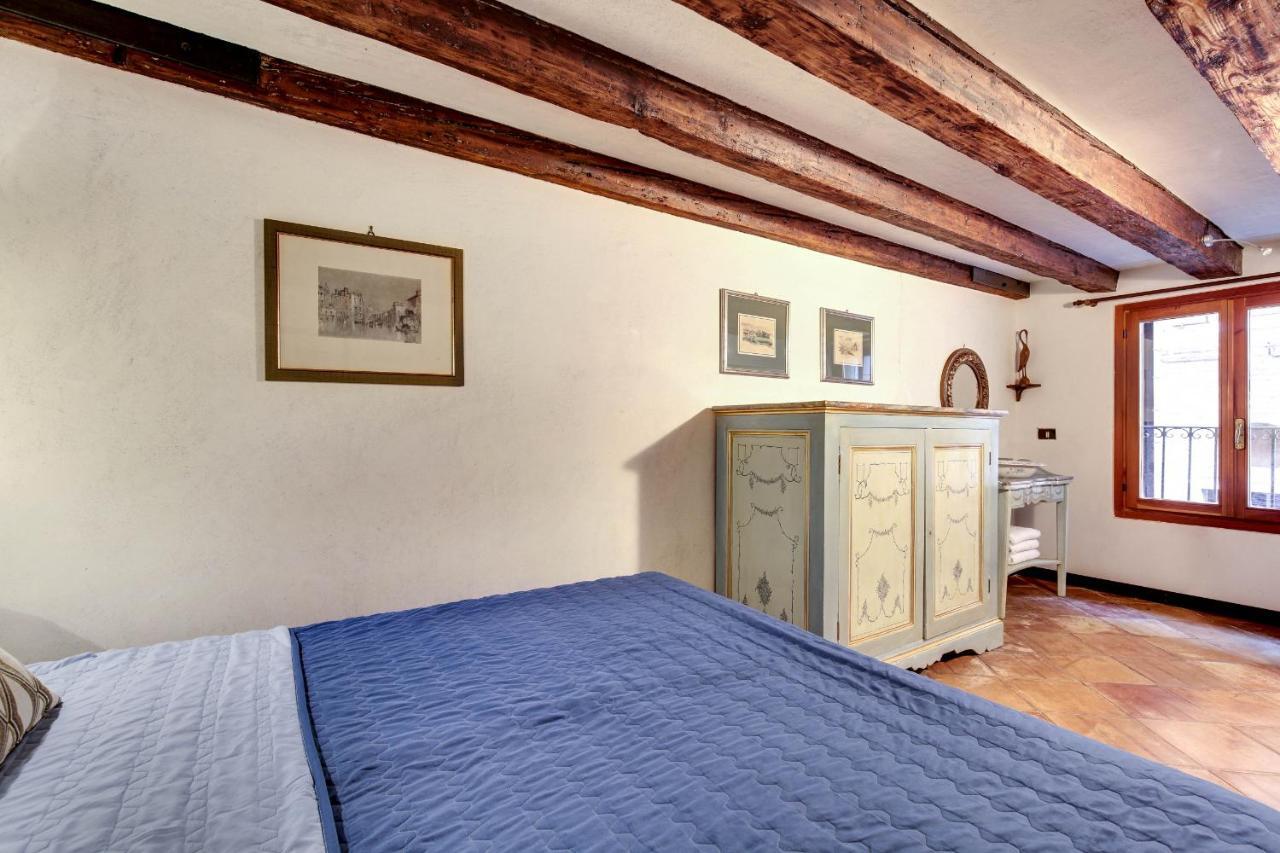 Canal View Suite In Rialto By Wonderful Italy Veneţia Exterior foto